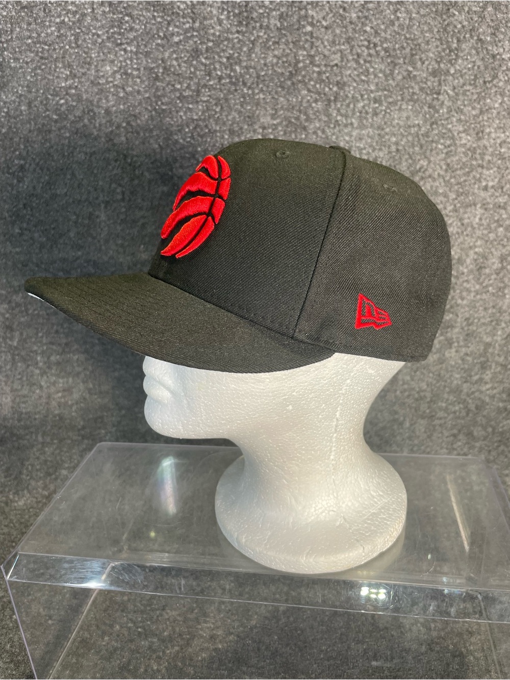 New Era Toronto Raptors NBA 59FIFTY Fitted Cap Hat Black / Red Size 7 1/8